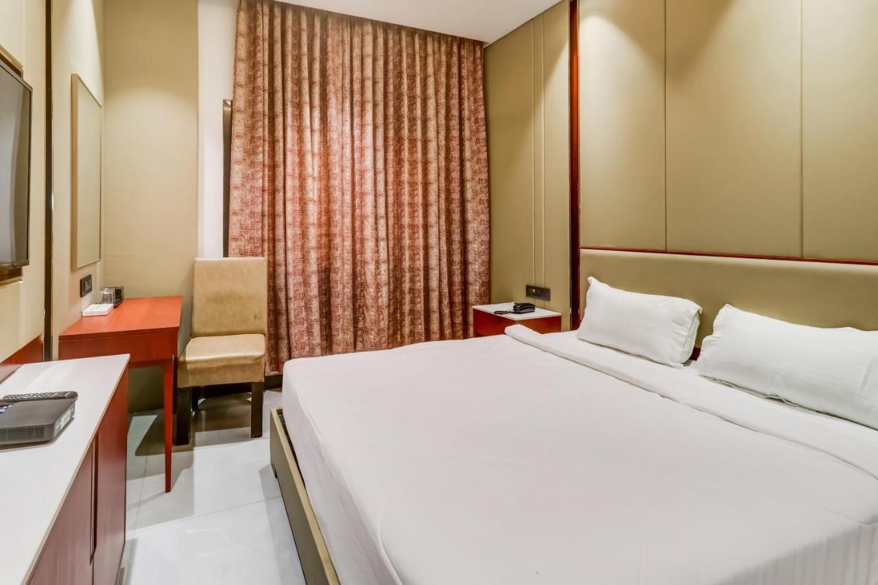 מלון אננטפור Oyo Townhouse 785 Sree Vinayaka Grand מראה חיצוני תמונה