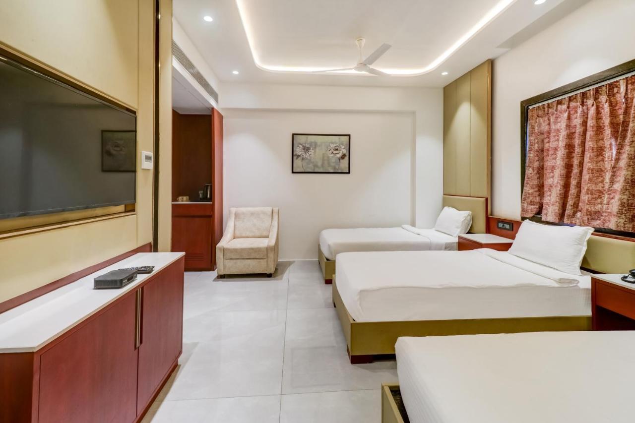 מלון אננטפור Oyo Townhouse 785 Sree Vinayaka Grand מראה חיצוני תמונה