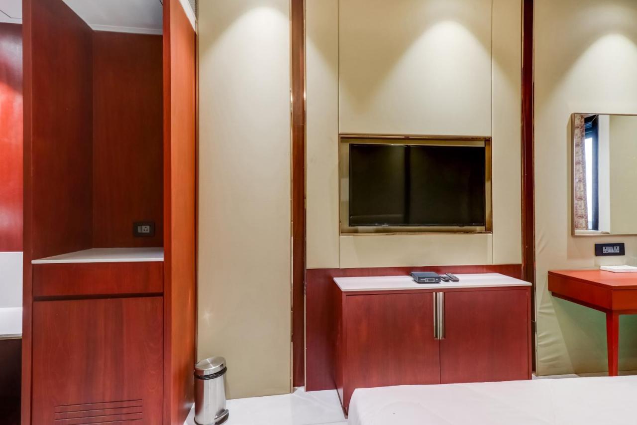 מלון אננטפור Oyo Townhouse 785 Sree Vinayaka Grand מראה חיצוני תמונה