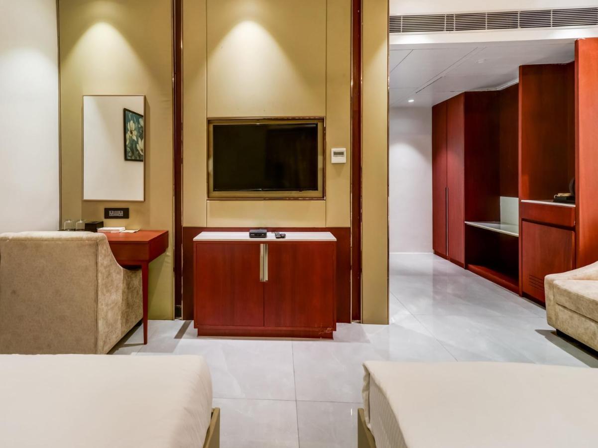 מלון אננטפור Oyo Townhouse 785 Sree Vinayaka Grand מראה חיצוני תמונה